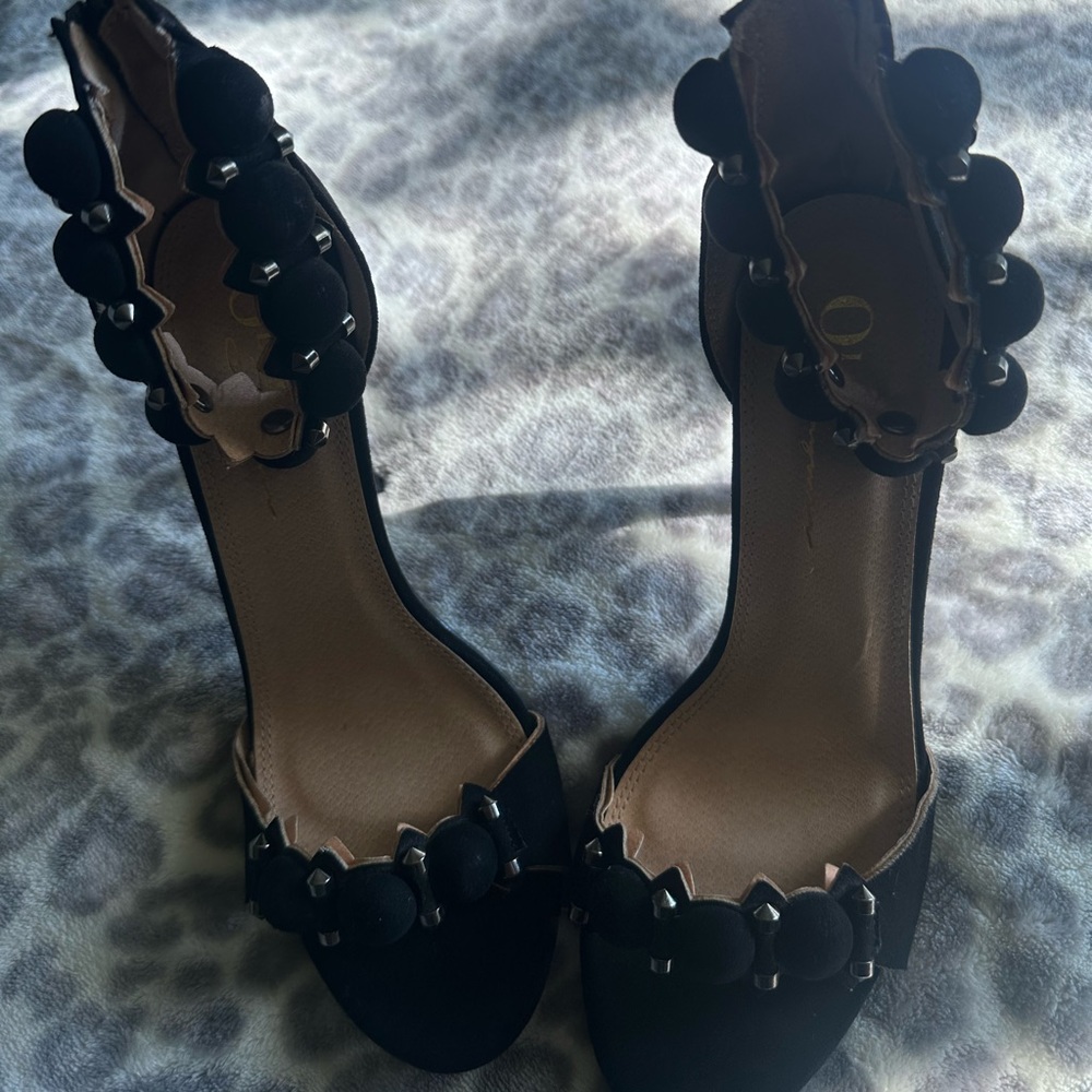 Olivia Jaymes black stiletto heels!